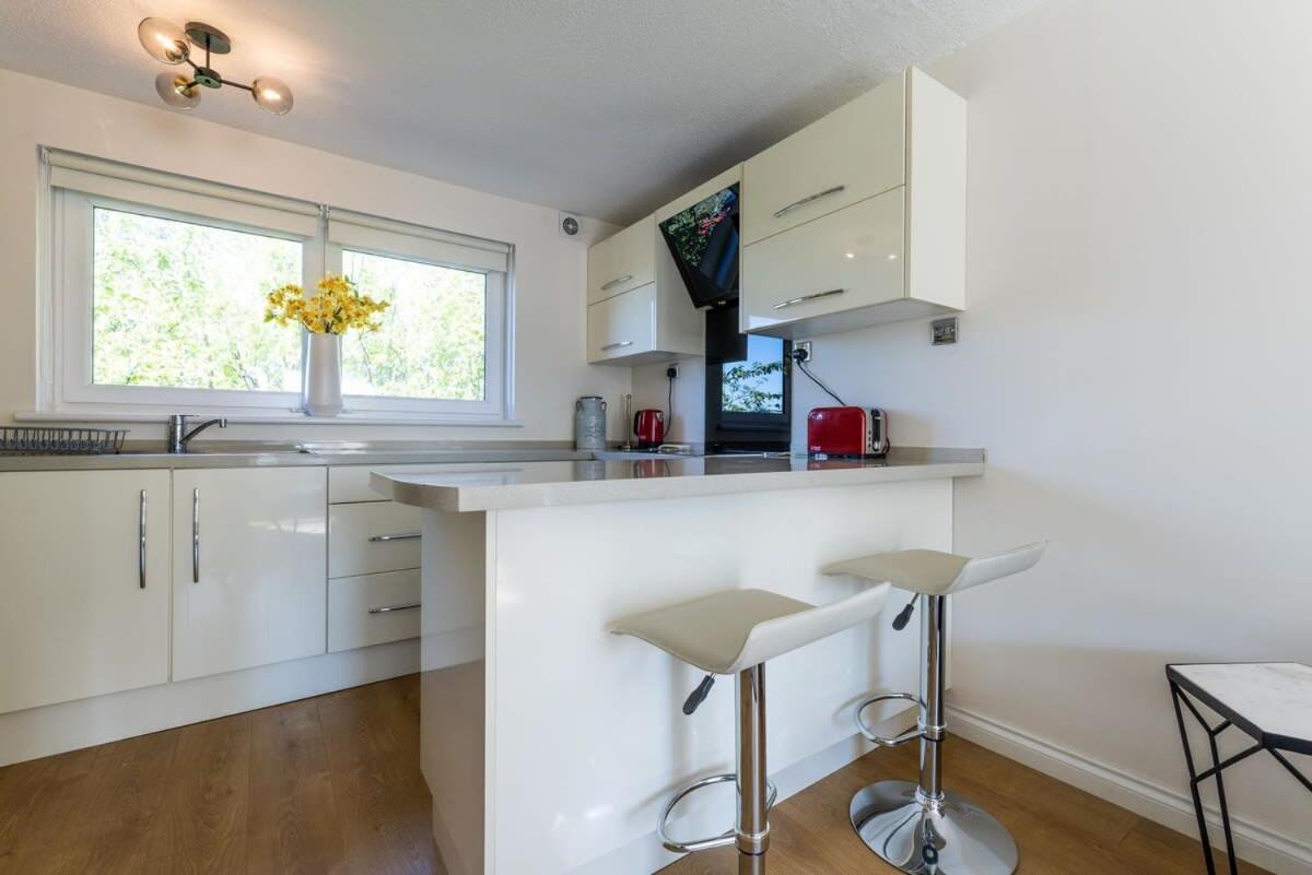Stunning City Centre 1 Bed With Free Parking 글라스고 외부 사진