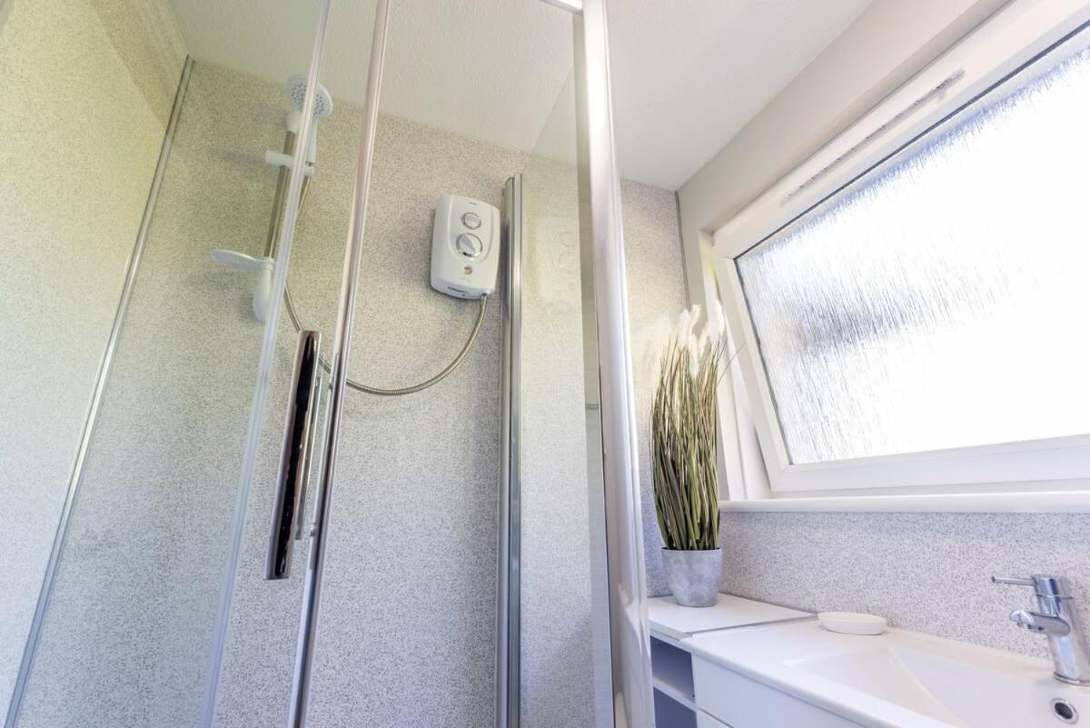 Stunning City Centre 1 Bed With Free Parking 글라스고 외부 사진